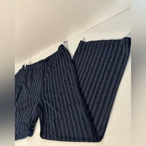 Chico’s travelers pull on pant 2 regular